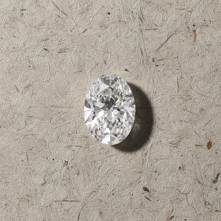 Diamant ovale cultivé en laboratoire de 3,10 carats, VS1/F