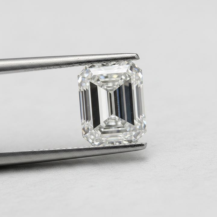 Diamant cultivé en laboratoire taille émeraude de 3,11 carats, VVS2/E