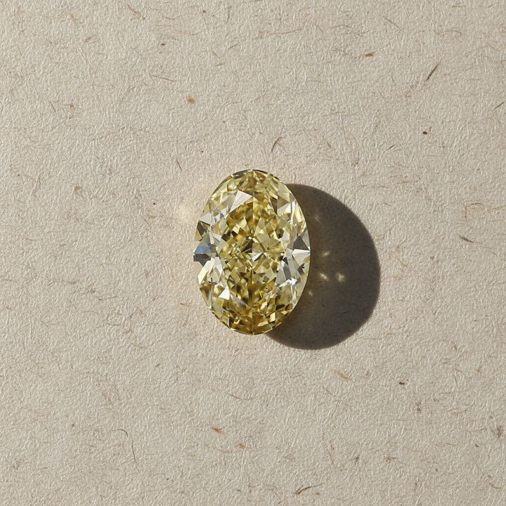 3,13 karaat ovale geslepen laboratoriumdiamant, VS2/Fancy Vivid Yellow