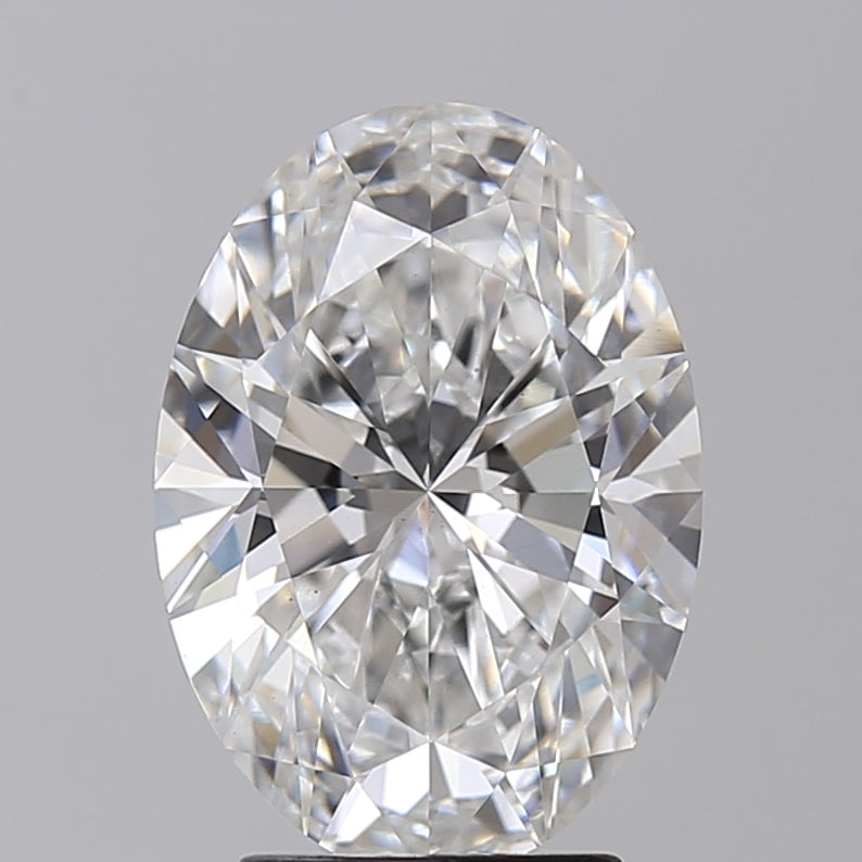 Diamante cultivado en laboratorio de talla ovalada de 3,4 quilates VS1 E