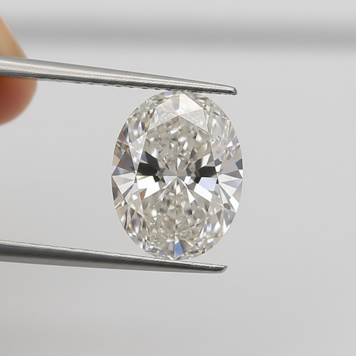 3,50 Karat ovaler, im Labor geschliffener Diamant, VS2/I
