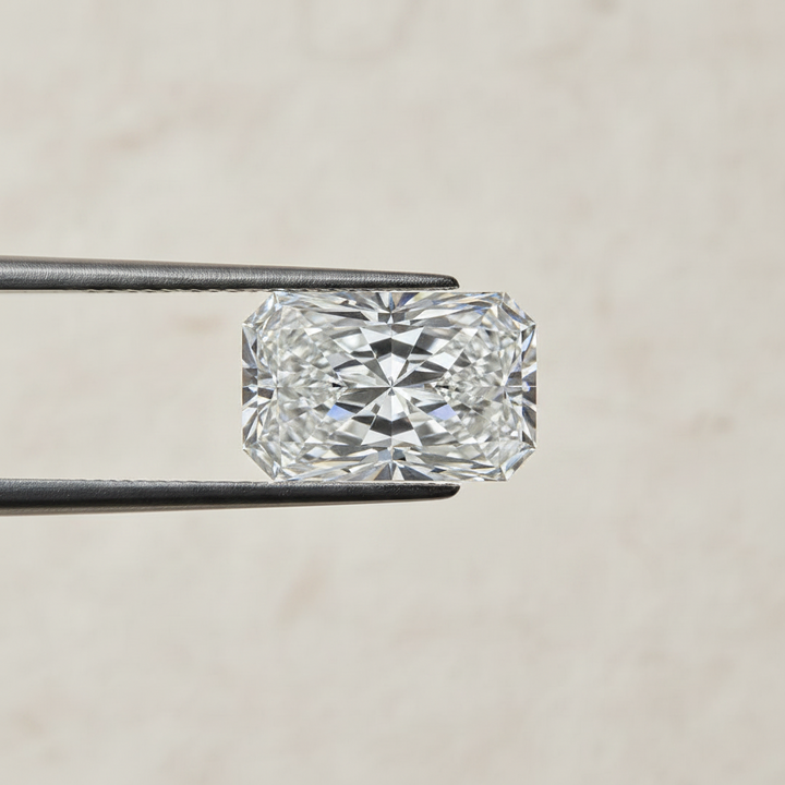 3,83 Karat strahlender, im Labor gezüchteter Diamant, VVS1/E