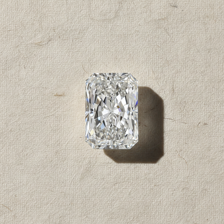 3,83 Karat strahlender, im Labor gezüchteter Diamant, VVS1/E