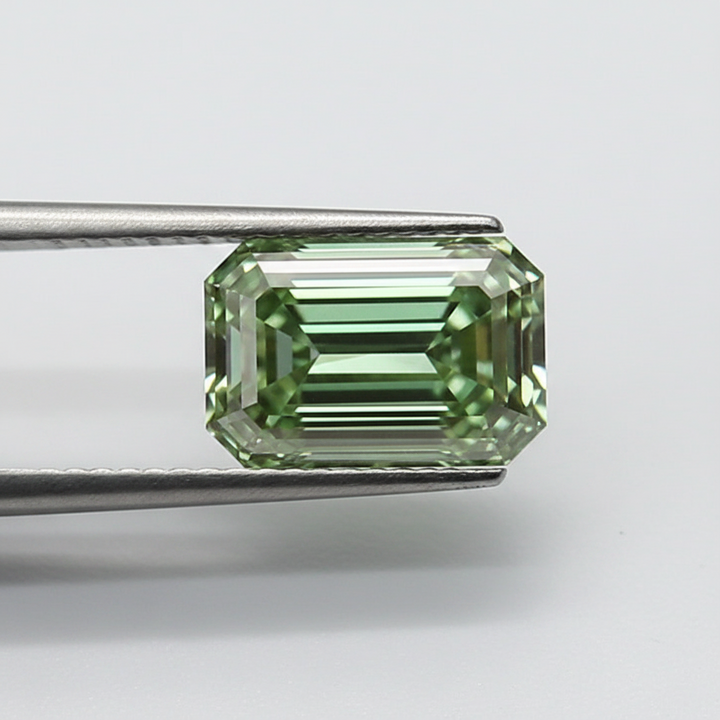4.01 Carat Emerald Cut Lab Grown Diamond, VS2/Fancy Vivid Green
