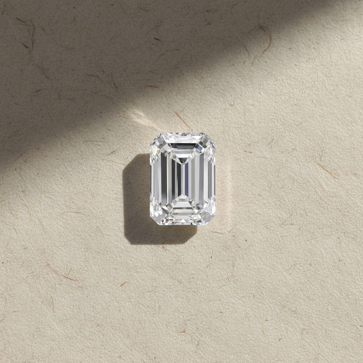 Diamant cultivé en laboratoire taille émeraude de 4,06 carats, VVS2/E