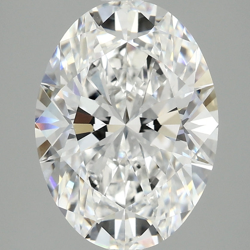 Diamante cultivado en laboratorio de talla ovalada de 4,06 quilates VVS2 D
