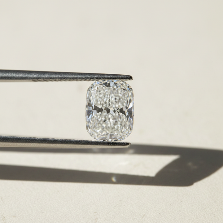 4,07 karaat kussengeslepen laboratorium-gegroeide diamant, VVS2/F