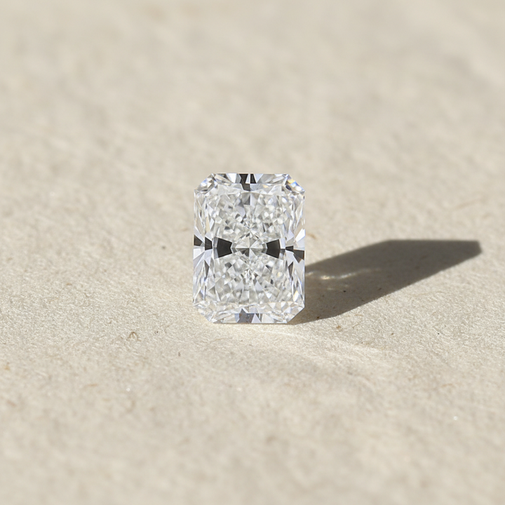 Diamant cultivé en laboratoire taille radiante de 4,07 carats, VVS1/D