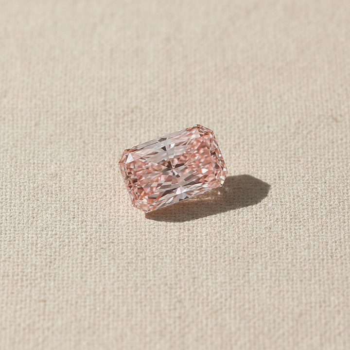 4.09 Carat Radiant Cut Lab Grown Diamond, VS1/Fancy Vivid Pink