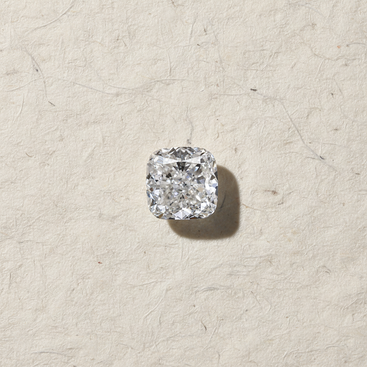 4,10 Karat kissengeschliffener, im Labor gezüchteter Diamant, VS1/F