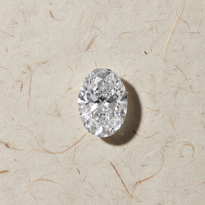 Diamant cultivé en laboratoire de taille ovale de 4,11 carats, VS2/D