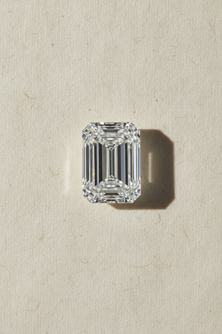 4,38 Karat Lab-Grown-Diamant im Smaragdschliff VS2 F