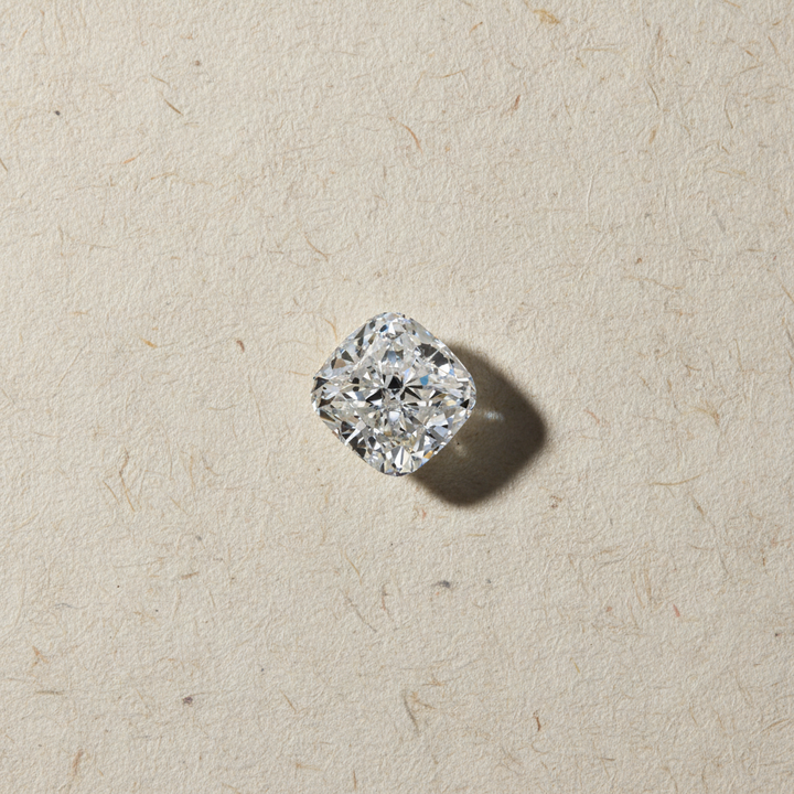 Diamant cultivé en laboratoire taille coussin de 4,51 carats, VS1/F