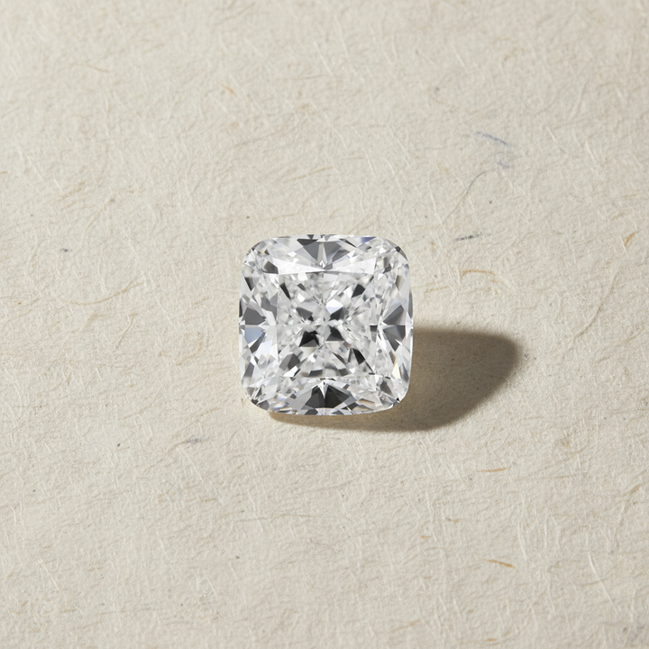 4,52 karaat kussengeslepen laboratorium-gegroeide diamant, VS1/D