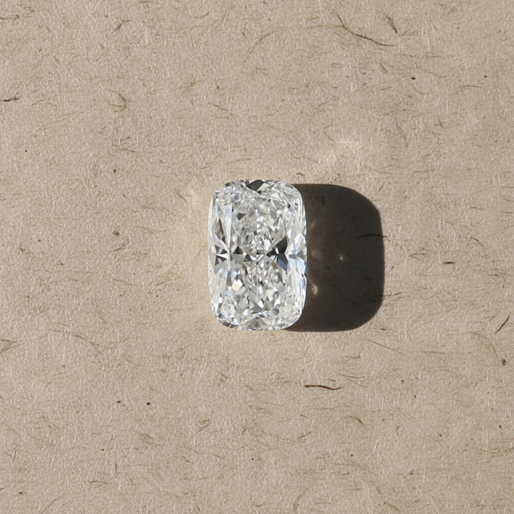 4,57 karaat kussengeslepen laboratorium-gegroeide diamant, VS1/D