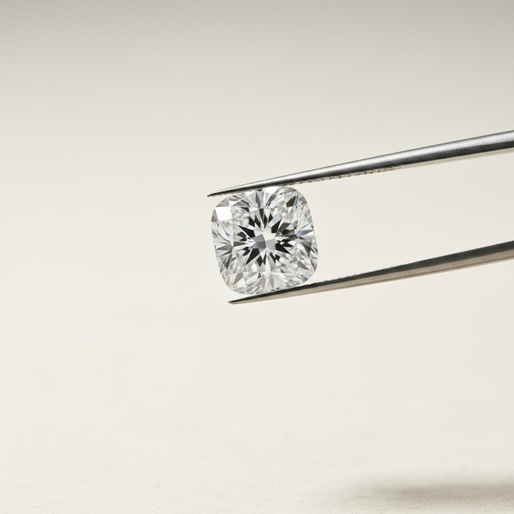 4,94 karaat kussengeslepen laboratorium-gegroeide diamant, VS1/E