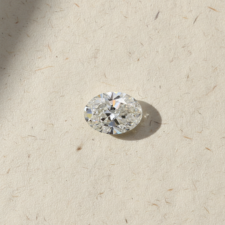 Diamant cultivé en laboratoire de taille ovale de 5,00 carats, VS1/G