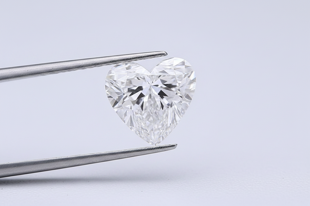 5.01 Carat D Color VS2 Heart Shape CVD Lab Grown Diamond IGI Certified

