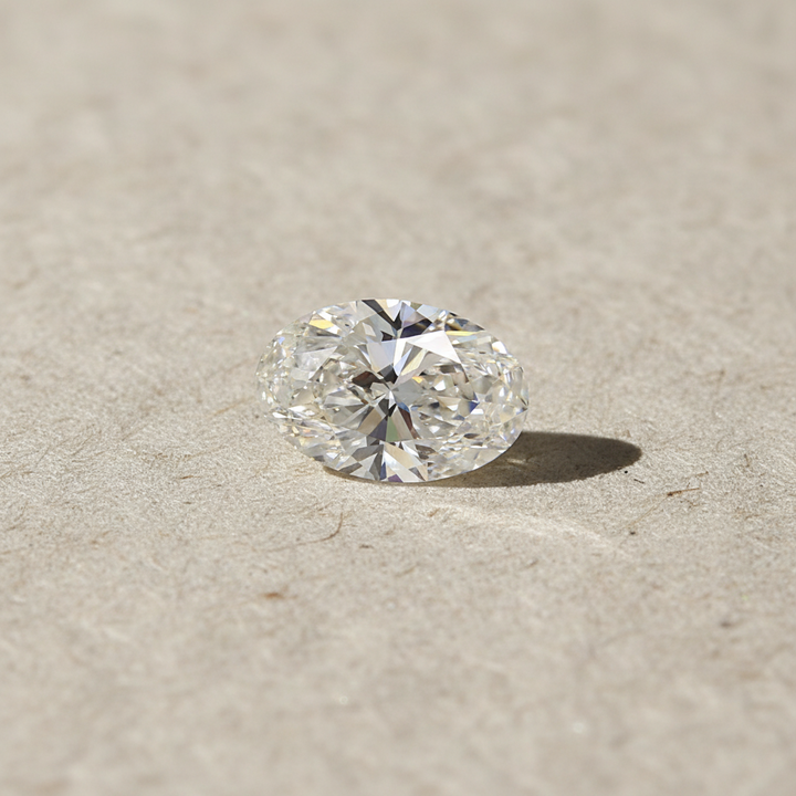 Diamant cultivé en laboratoire de taille ovale de 5,01 carats, VS1/G