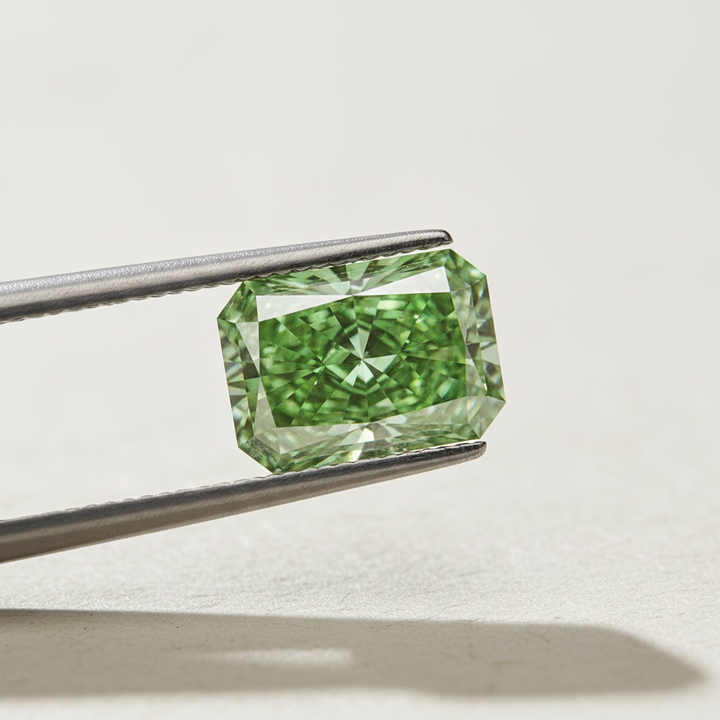 5,01 Karat strahlender, im Labor gezüchteter Diamant, VS1/Fancy Vivid Green