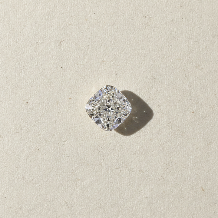 5,02 karaat kussengeslepen laboratorium-gegroeide diamant, VS1/H