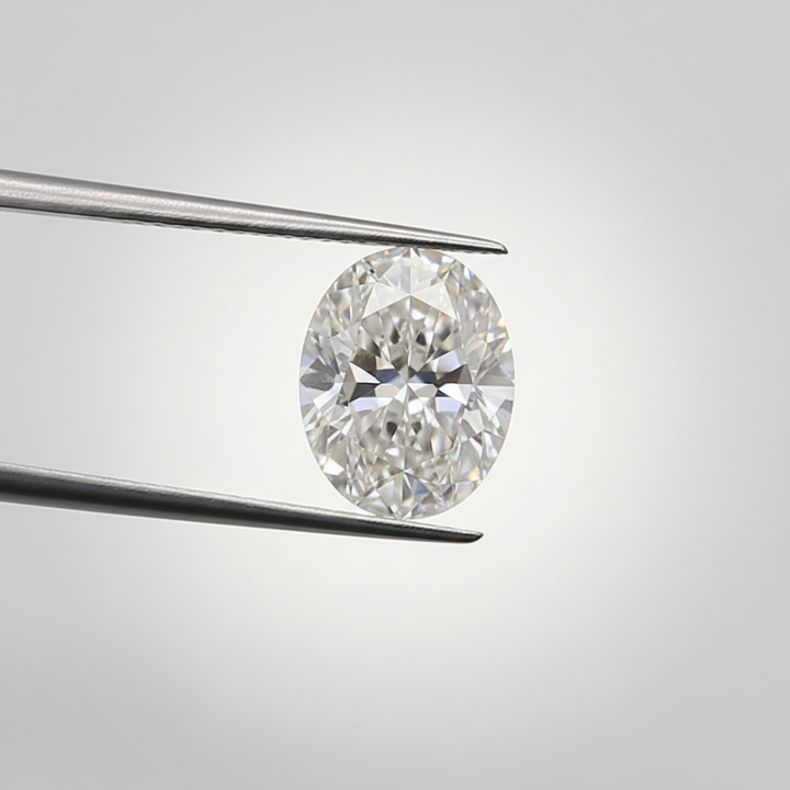 Diamant cultivé en laboratoire de taille ovale de 5,02 carats, VS1/G