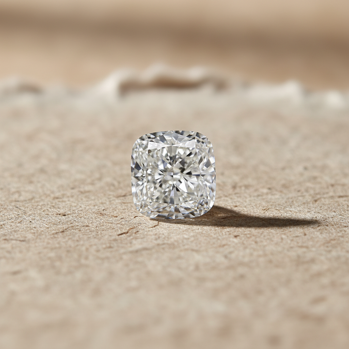 5,03 karaat kussengeslepen laboratorium-gegroeide diamant, VS1/H