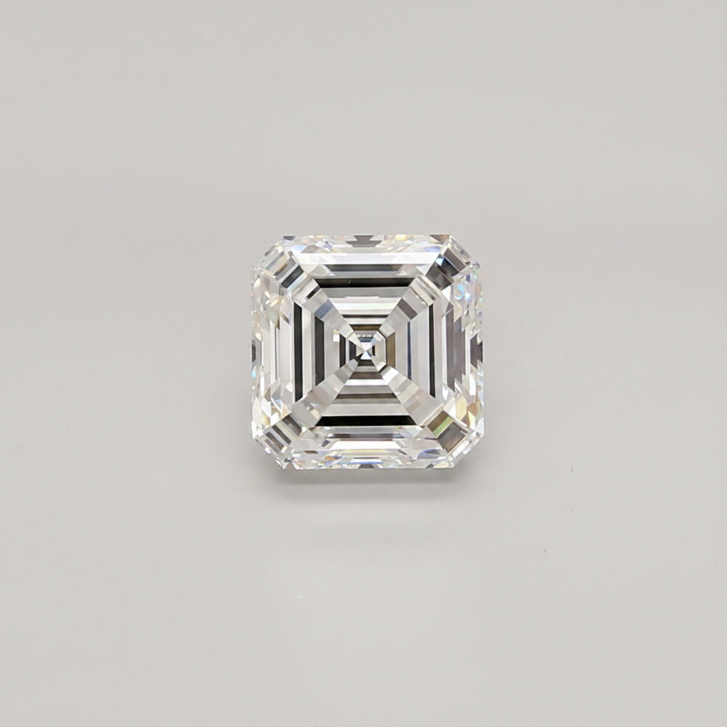 Diamante coltivato in laboratorio Asscher da 5,04 carati, VVS1/E