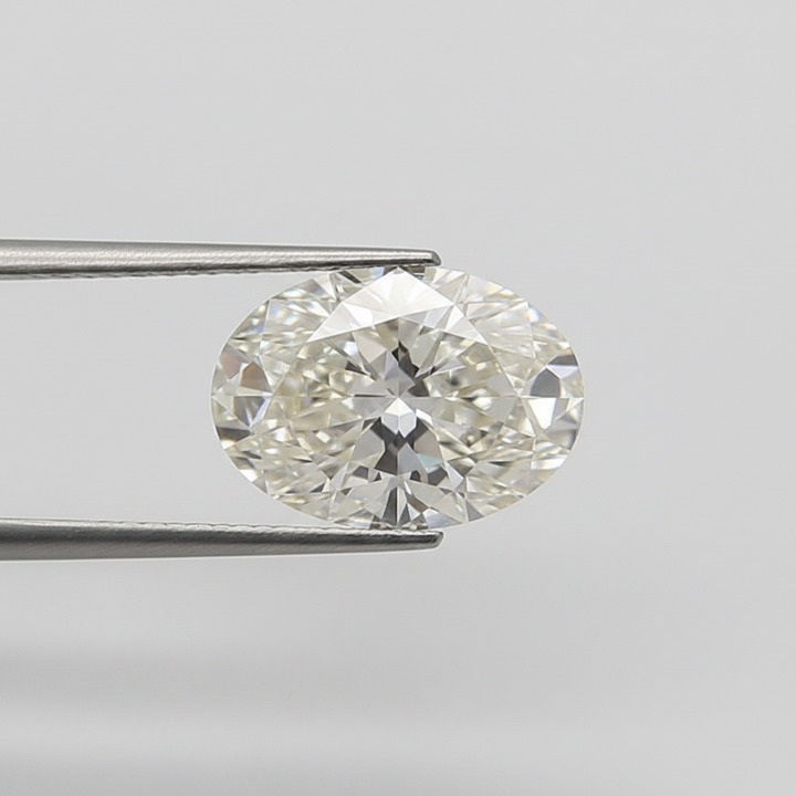 Diamant cultivé en laboratoire de taille ovale de 5,05 carats, VS1/H