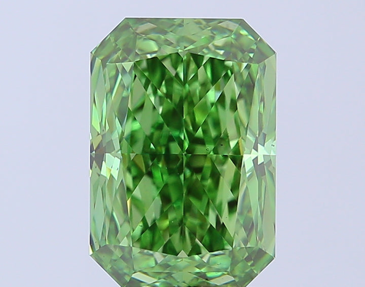 5.05 Carat Radiant Cut Lab Grown Diamond VS1Fancy Vivid Green