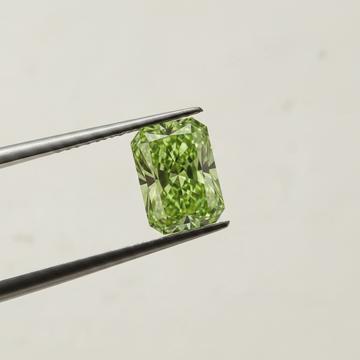 5,06 Karat strahlender, im Labor gezüchteter Diamant, VS1/Fancy Vivid Green