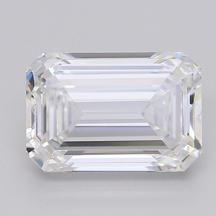 Diamant cultivé en laboratoire taille émeraude de 5,07 carats VVS1 D