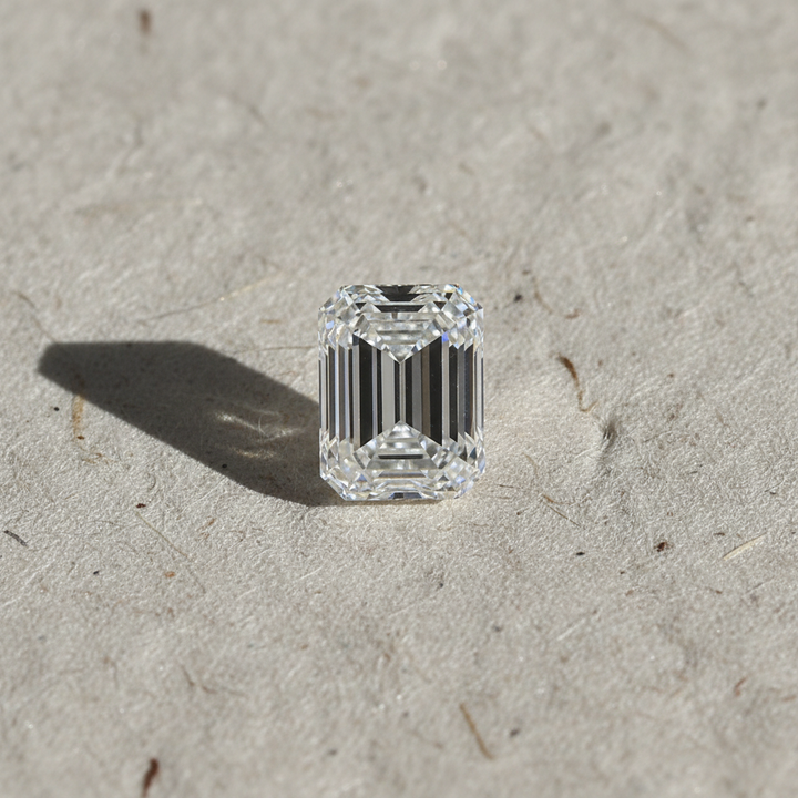 Diamant cultivé en laboratoire taille émeraude de 5,07 carats, VVS2/E