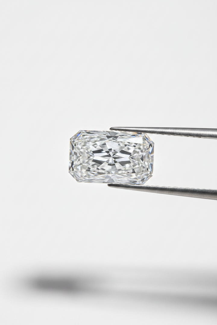 5.07 Carat Radiant Lab Grown Diamond, VS1/D