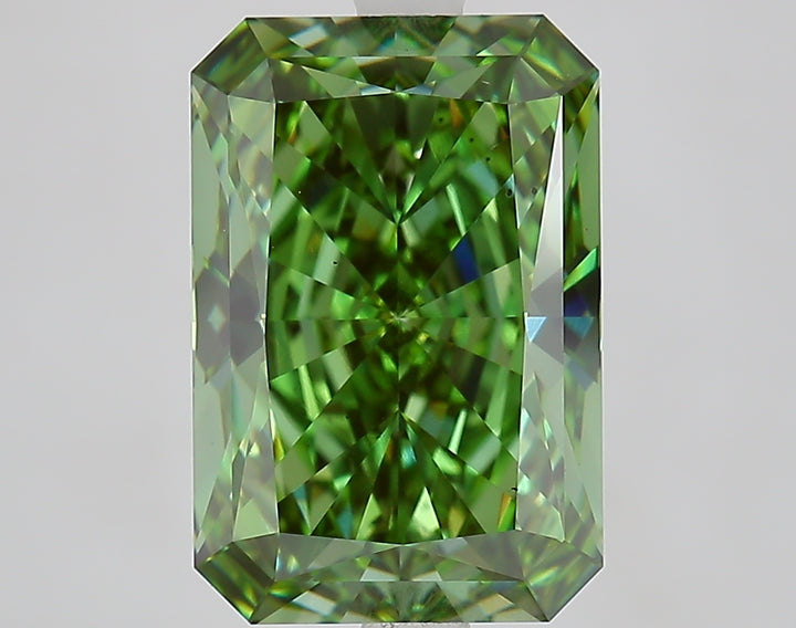 5.08 Carat Radiant Cut Lab Grown Diamond VS2Fancy Vivid Green