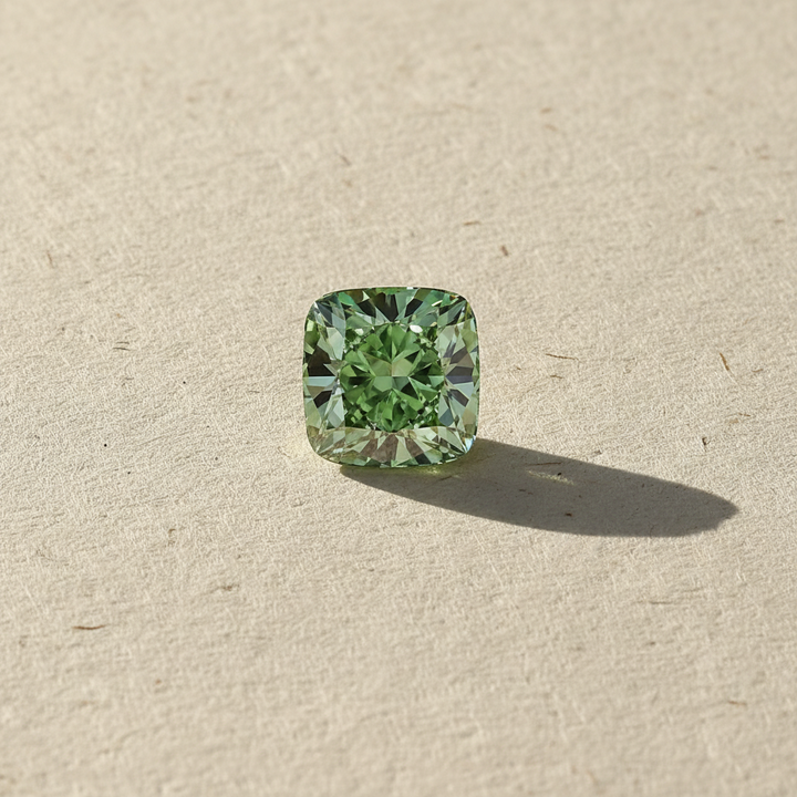 5,09 karaat kussen vierkant Lab Grown Diamond, VVS2/Fancy Vivid Green