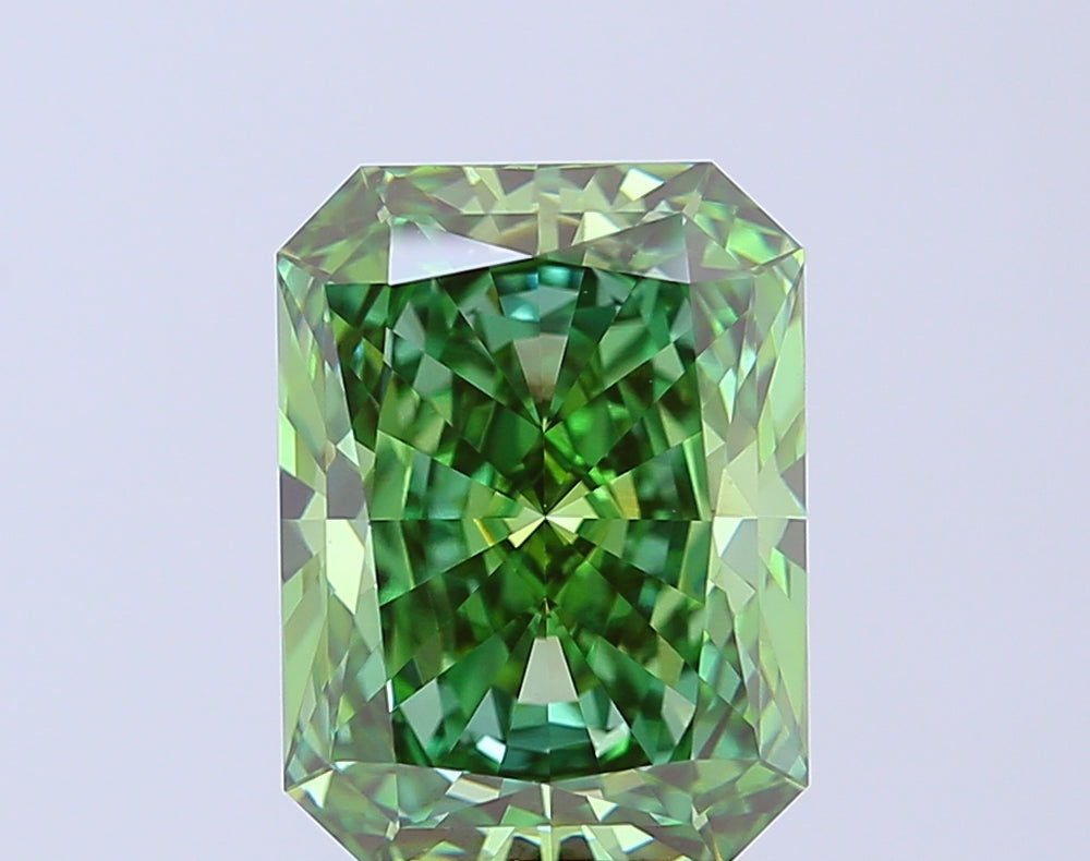 5.09 Carat Radiant Cut Lab Grown Diamond VVS2Fancy Vivid Green