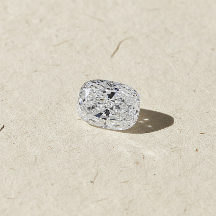 5.10 karaat kussengeslepen laboratorium-gegroeide diamant, VVS2/E