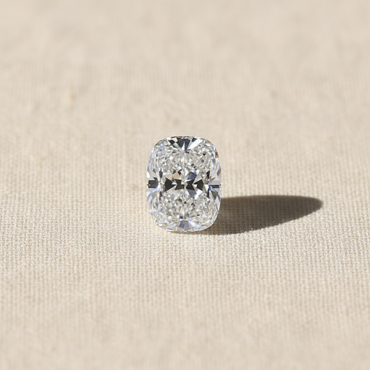 5,16 karaat kussengeslepen laboratorium-gegroeide diamant, VVS1/F