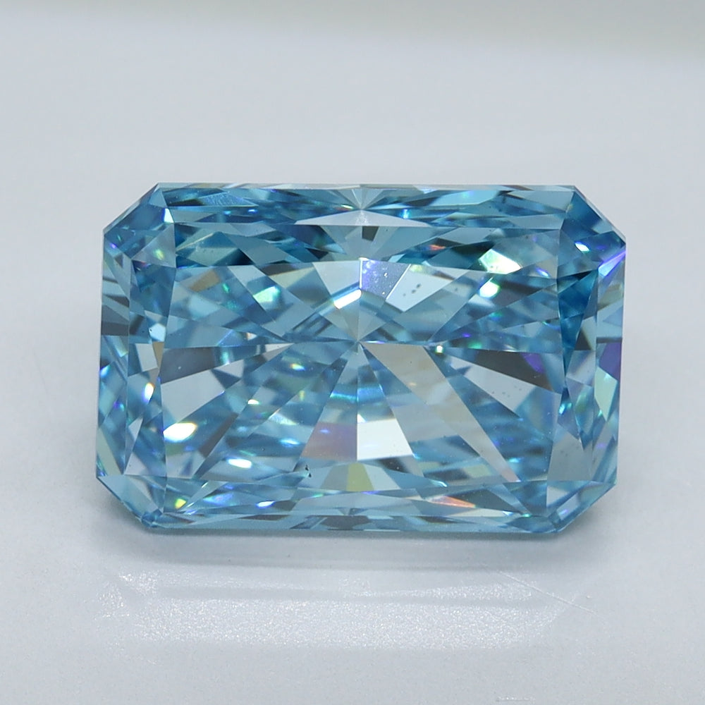 5.20 Carat Radiant Cut Lab Grown Diamond VS2Fancy Vivid Blue