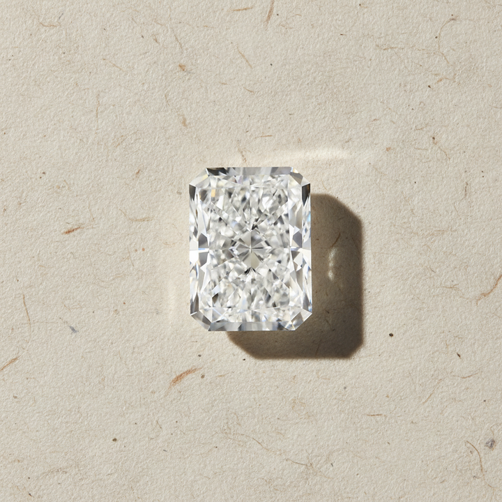 5,38 Karat strahlender, im Labor gezüchteter Diamant, VVS2/E
