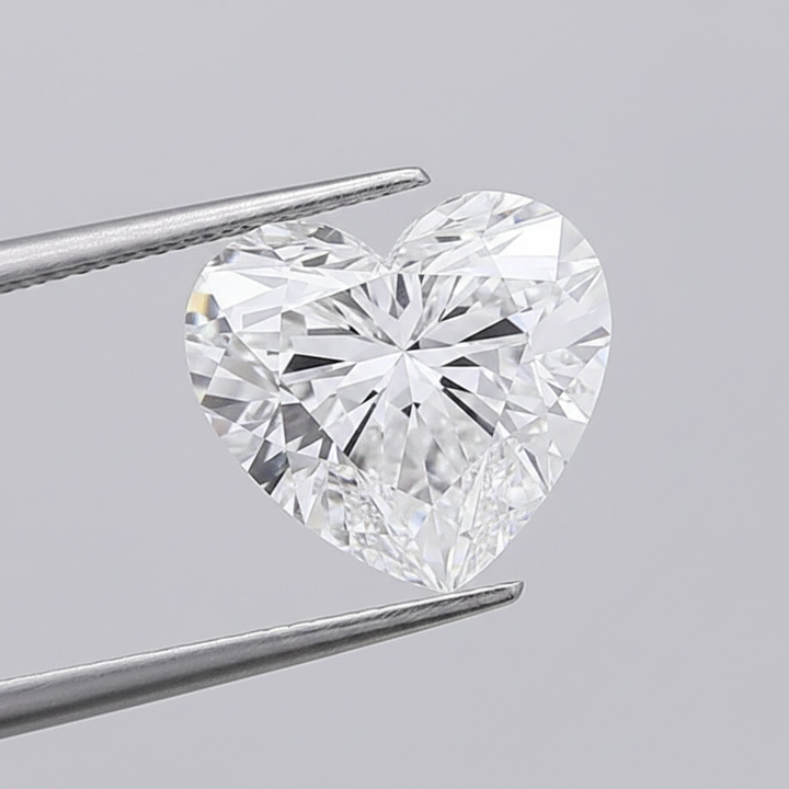 5.51 Carat F Color VVS2 Heart Shape CVD Lab Grown Diamond IGI Certified
