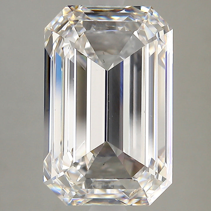 Labordiamant im Smaragdschliff von 5,69 Karat VS1E