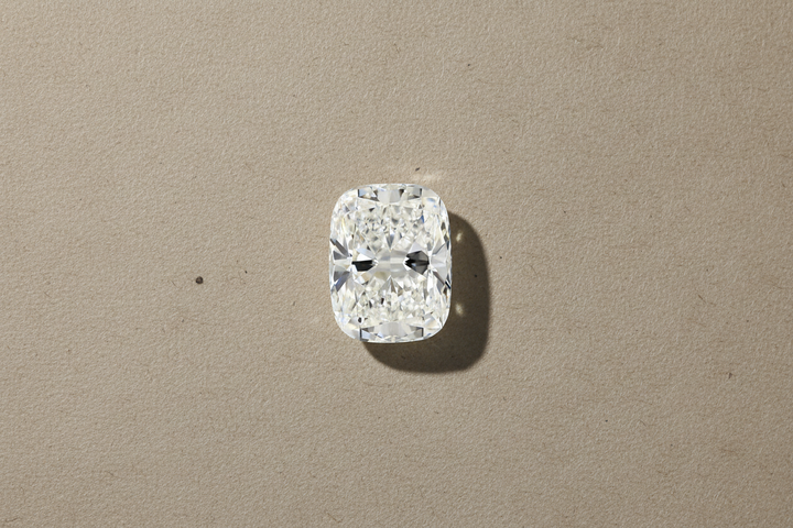 7,05 karaats kussen gemodificeerde laboratorium-gegroeide diamant, VS1/F