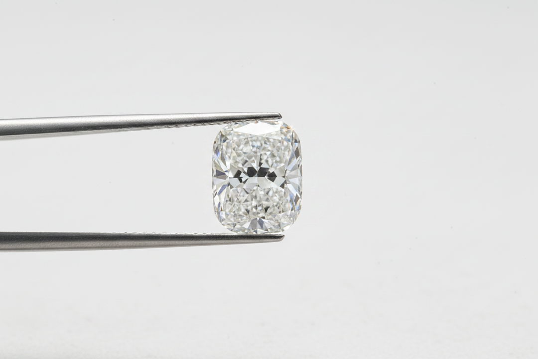 Diamante cultivado em laboratório modificado com almofada de 7,06 quilates, VVS2/E