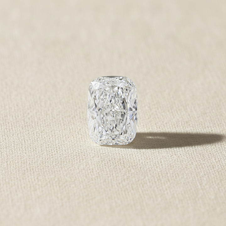 Diamante cultivado em laboratório modificado com almofada de 7,08 quilates, VS1/F