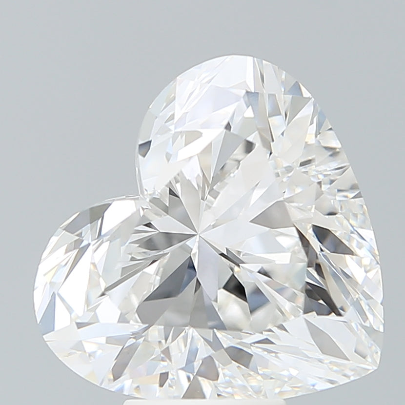 7,78 Karat herzförmiger, im Labor gezüchteter Diamant VS1E