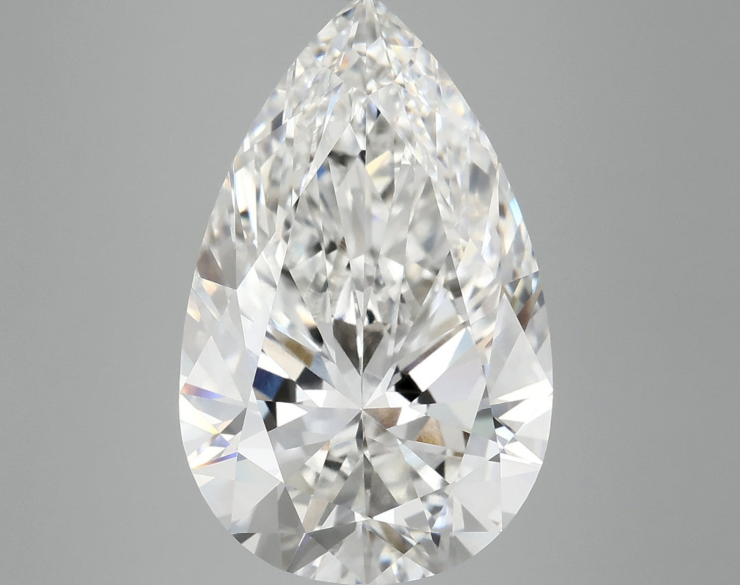 8,03 Karat birnenförmiger, im Labor gezüchteter Diamant VVS2F