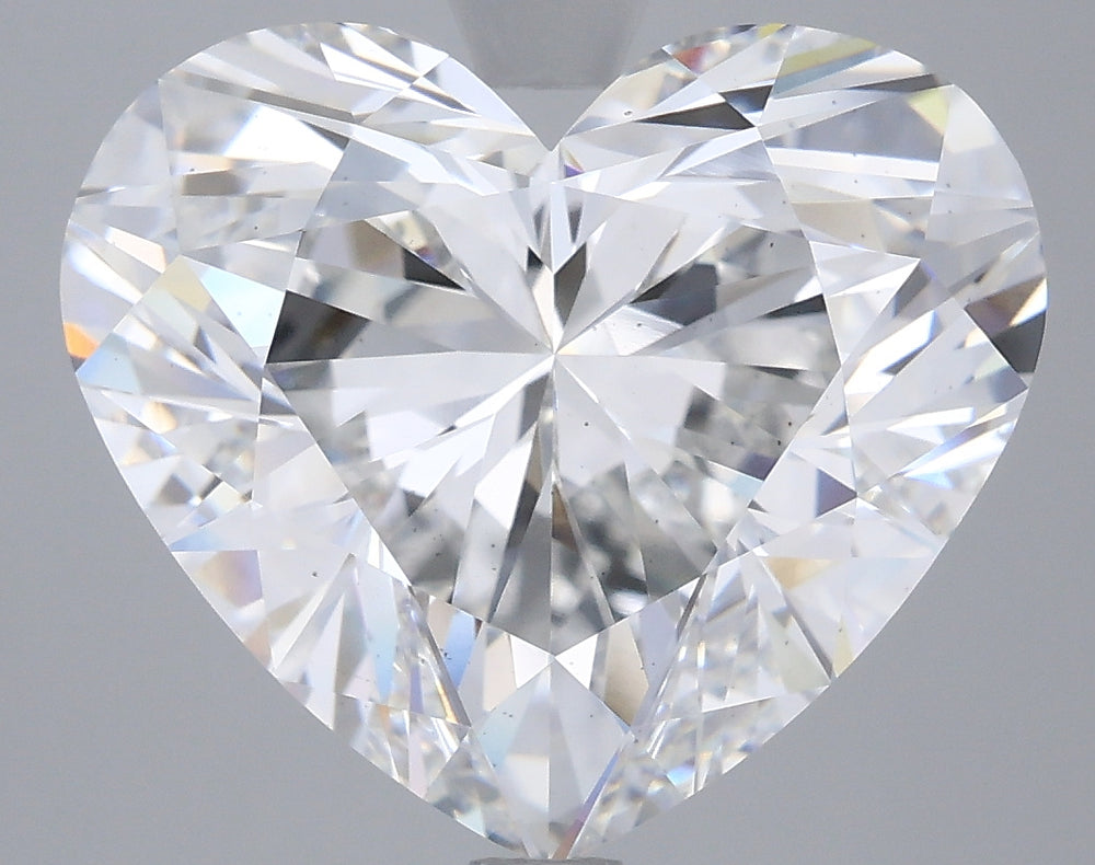 8,93 Karat herzförmiger, im Labor gezüchteter Diamant VS2F