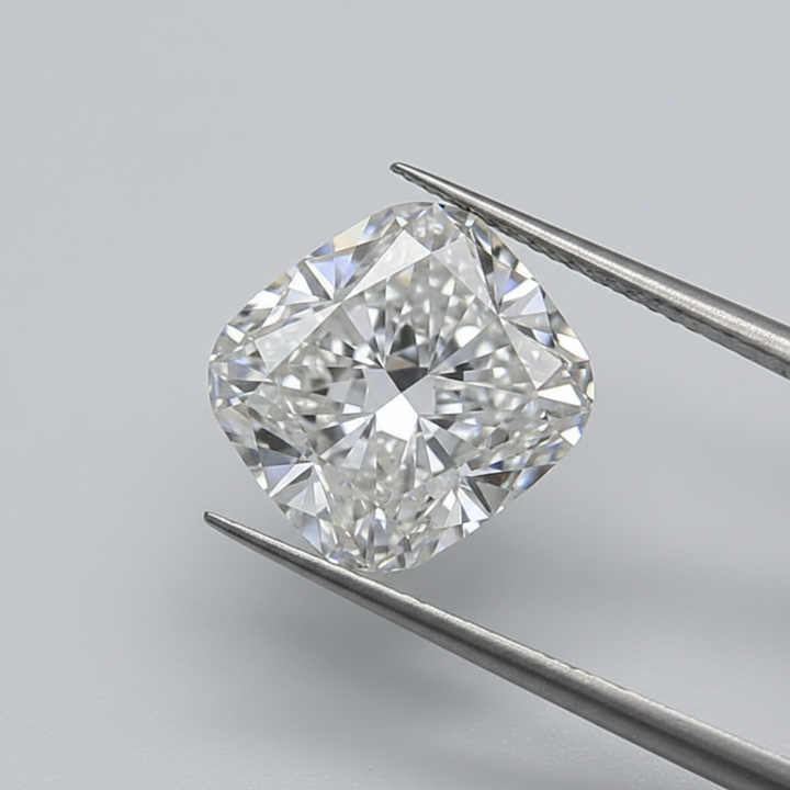Diamant cultivé en laboratoire taille coussin de 2,01 carats, VS2/E